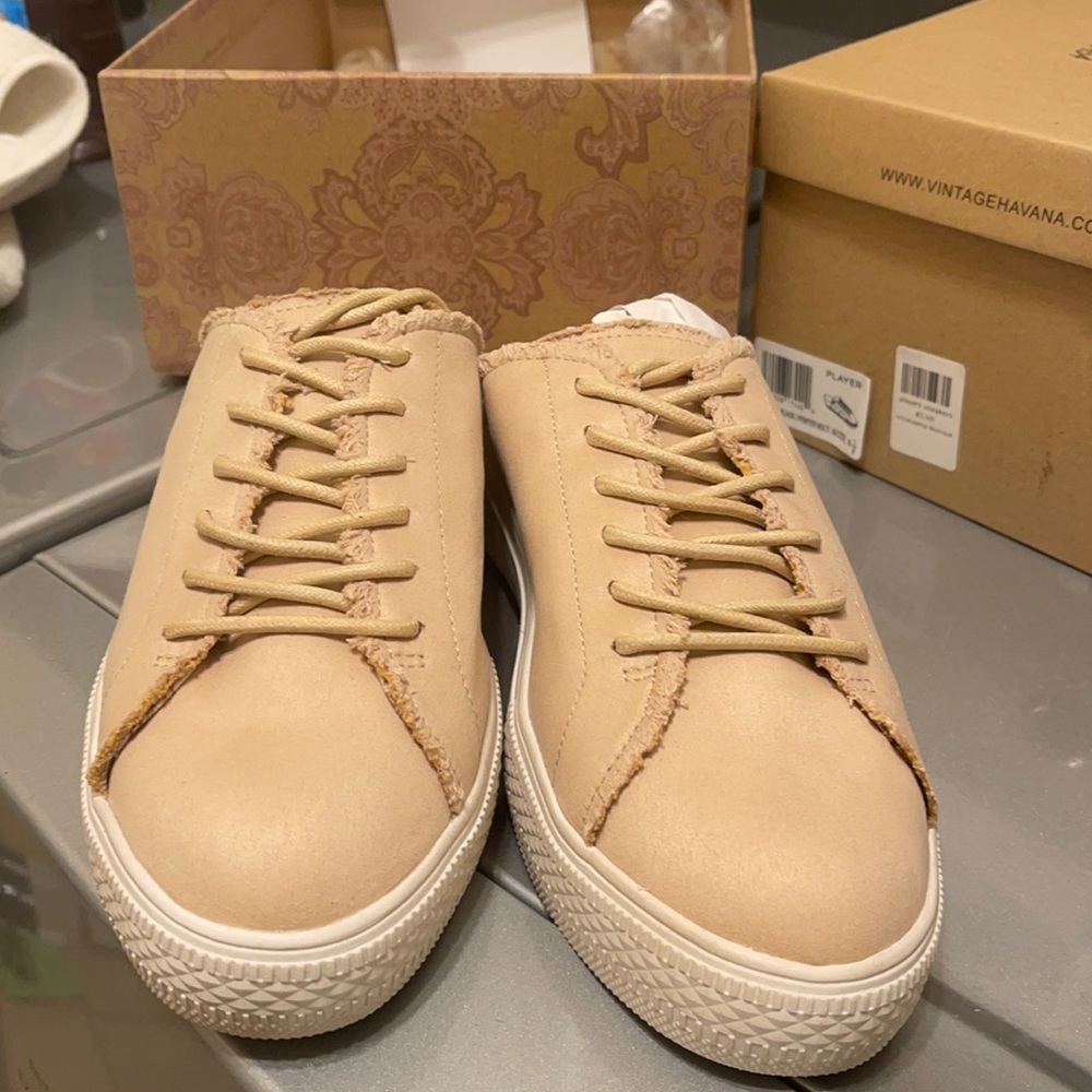 Vintage Havana Women's Slip On Sneakers